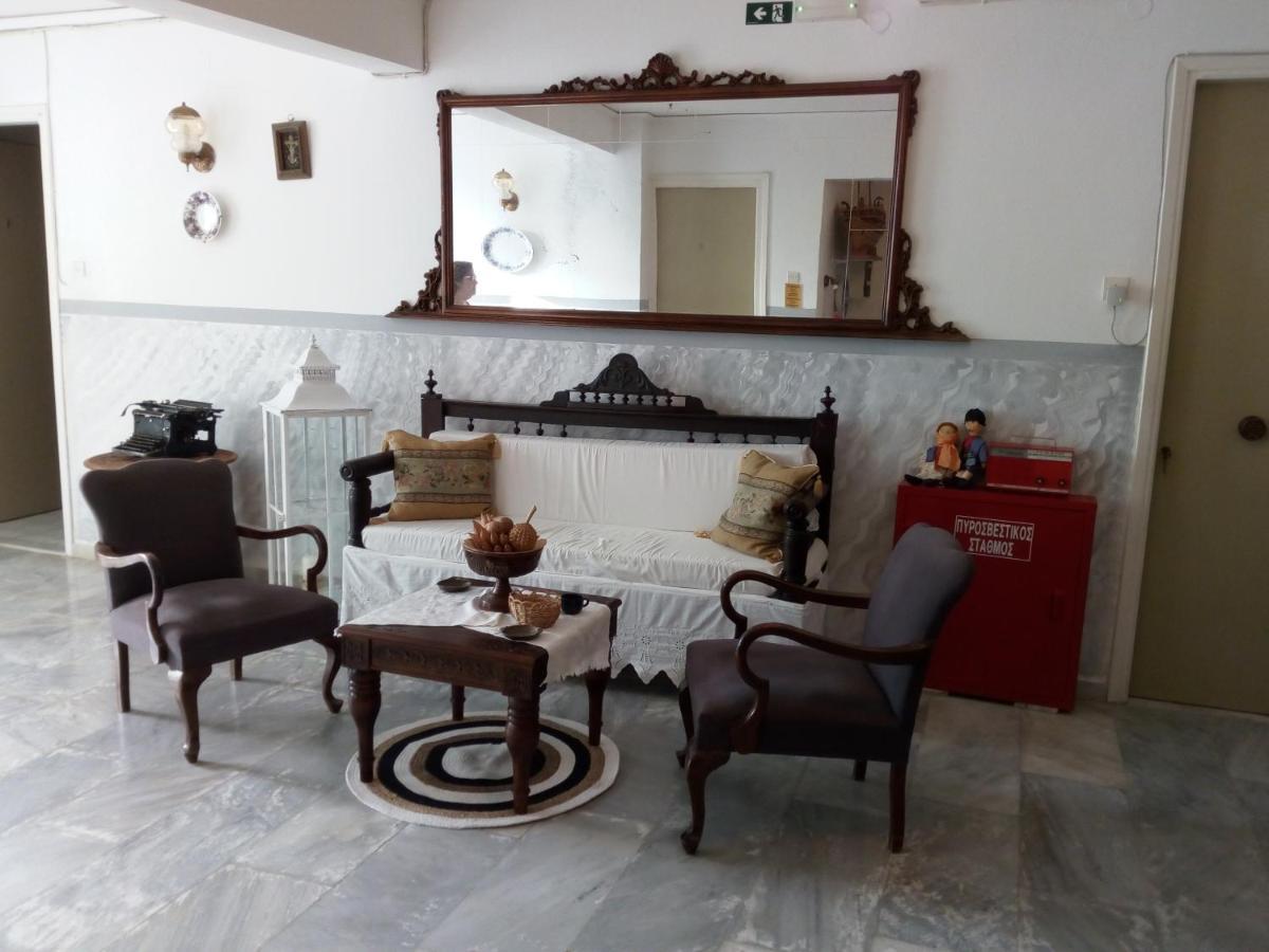 Agnes Rooms Kini Екстериор снимка