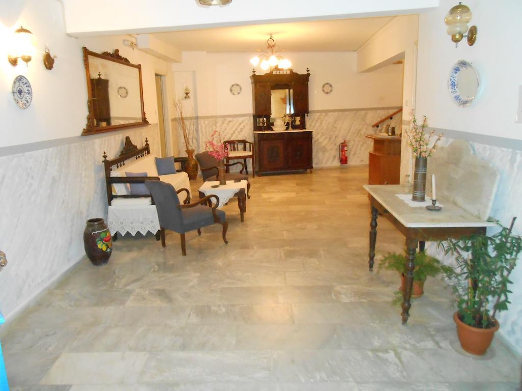 Agnes Rooms Kini Екстериор снимка
